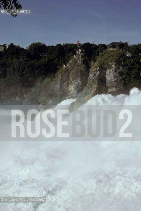 ( SVIZZERA CONFEDERAZIONE ELVETICA  ) CANTONE DI SCIAFFUSA SCIAFFUSA : CASCATE DEL FIUME RENO  © 1995 Graziano Arici/Rosebud2 / GEO