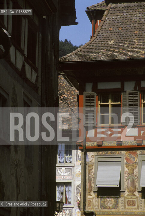 ( SVIZZERA CONFEDERAZIONE ELVETICA  )  CANTONE DI SCIAFFUSA STEIN AM RHEIN :  CASE DEL CENTRO  © 1995 Graziano Arici/Rosebud2 / GEO