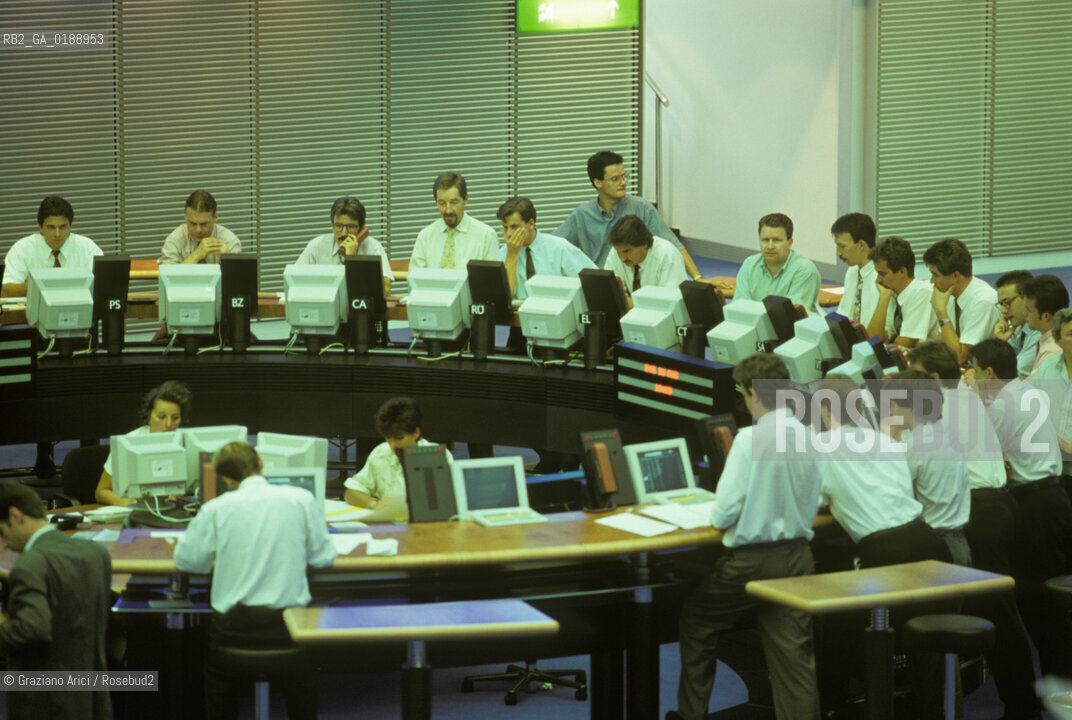 ( SVIZZERA CONFEDERAZIONE ELVETICA  )  CANTONE DI ZURIGO ZURIGO : LA BORSA DI ZURIGO  © 1995 Graziano Arici/Rosebud2 / GEO FINANZA