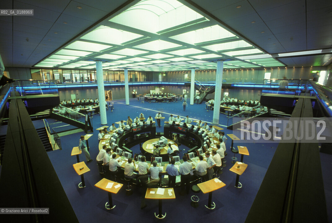 ( SVIZZERA CONFEDERAZIONE ELVETICA  )  CANTONE DI ZURIGO ZURIGO : LA BORSA DI ZURIGO  © 1995 Graziano Arici/Rosebud2 / GEO FINANZA