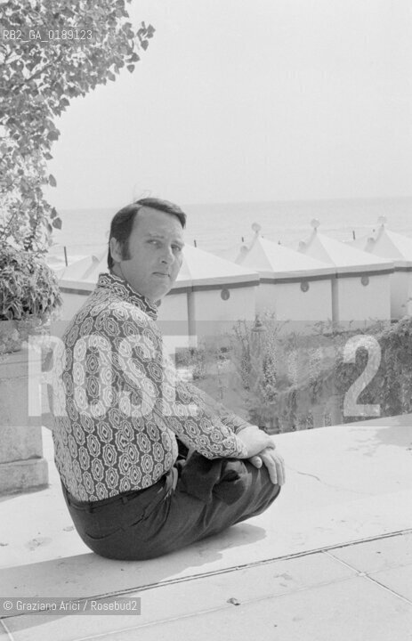THE JOURNALIST PETER DRAGAZE, TIME-LIFE DIRECTOR  IN VENICE LIDO - 1965 © ARCHIVIO Graziano Arici/Rosebud2  / GIORNALISMO / EDITORIA