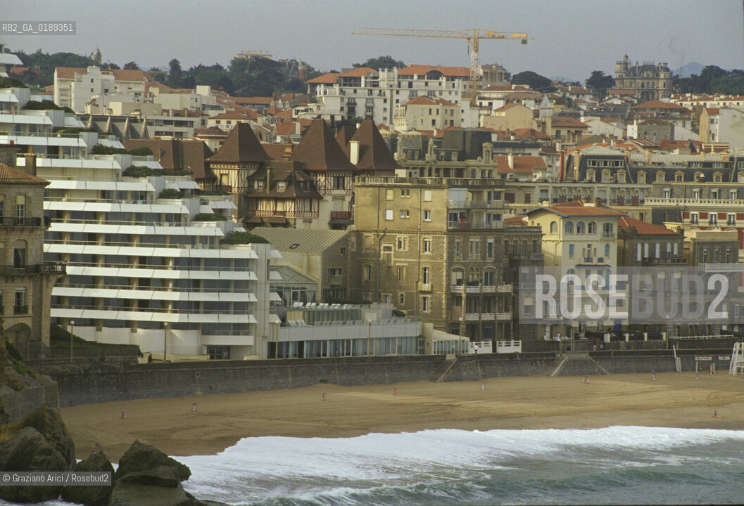 ( FRANCIA  )  PAYS BASQUE BIARRITZ : PANORAMA DELLA SPIAGGIA   © 1999 Graziano Arici/Rosebud2 / GEO