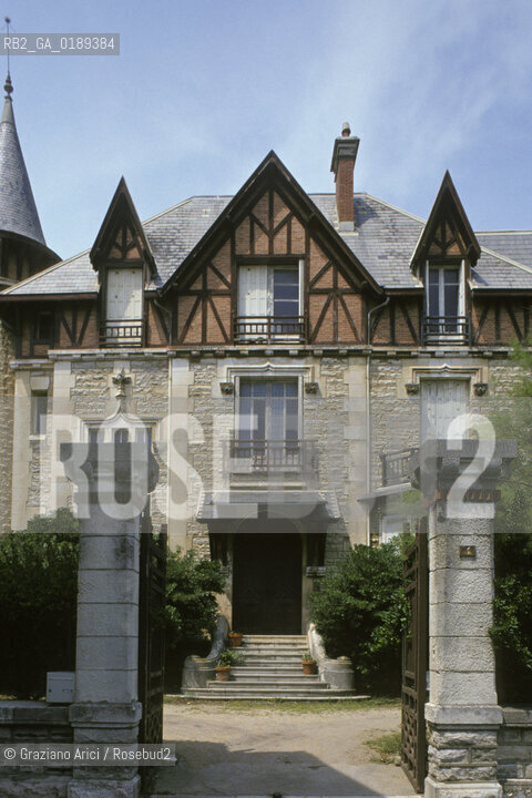 ( FRANCIA  )  PAYS BASQUE BIARRITZ :  UNA VILLA   © 1999 Graziano Arici/Rosebud2 / GEO