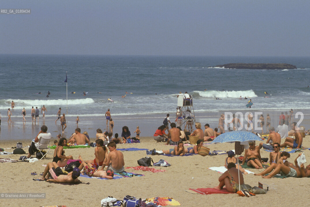 ( FRANCIA  )  PAYS BASQUE BIARRITZ :  SPIAGGIA LA GRAND PLAGE     © 1999 Graziano Arici/Rosebud2 / GEO