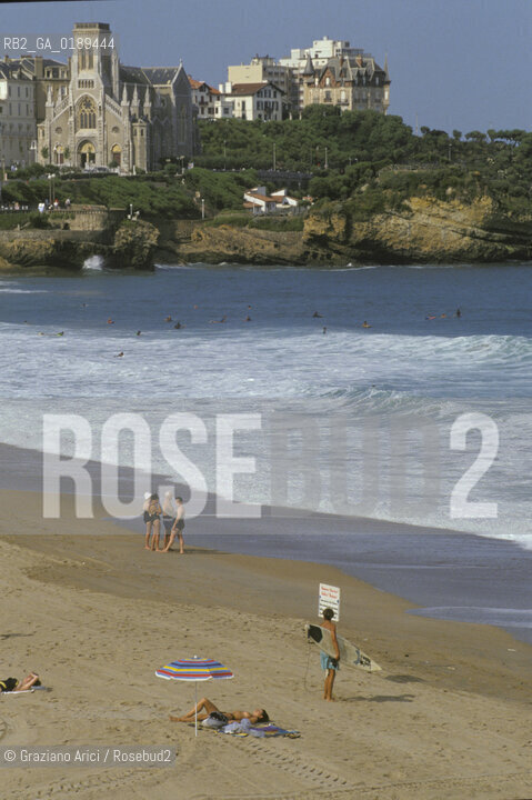 ( FRANCIA  )  PAYS BASQUE BIARRITZ :  SPIAGGIA LA GRAND PLAGE   © 1999 Graziano Arici/Rosebud2 / GEO