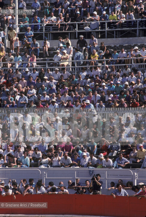 ( FRANCIA  )  PROVENCE-ALPES-COTE DAZUR ARLES : CORRIDA IN ARENA  © 1999 Graziano Arici/Rosebud2 / GEO SPETTATORI AFICIONADOS