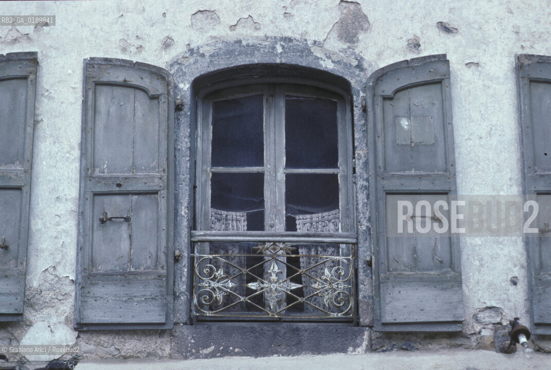 ( FRANCIA  )  MIDI-PYRENEES  ALTIPIANO DELLAUBRAC  © 1999 Graziano Arici/Rosebud2 / GEO FINESTRA