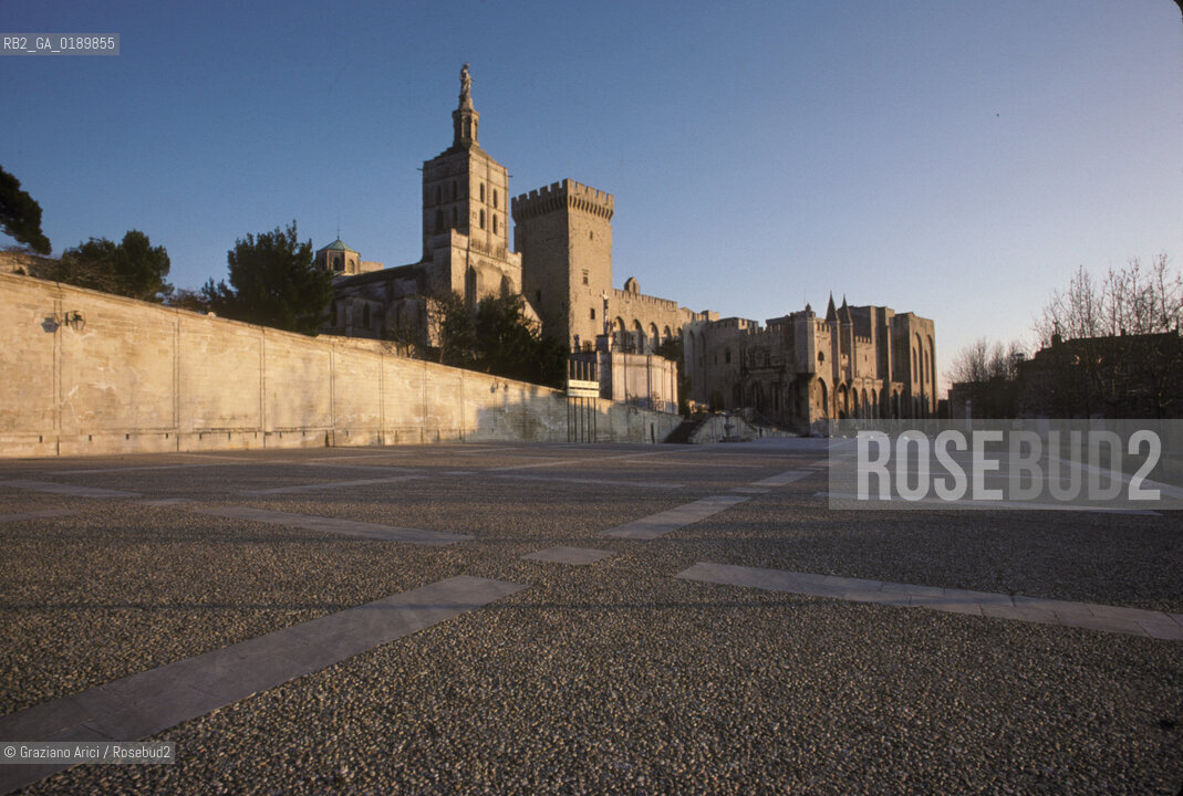 ( FRANCIA  )  PROVENCE-ALPES-COTE DAZUR AVIGNONE : IL PALAZZO DEI PAPI © 1999 Graziano Arici/Rosebud2 / GEO
