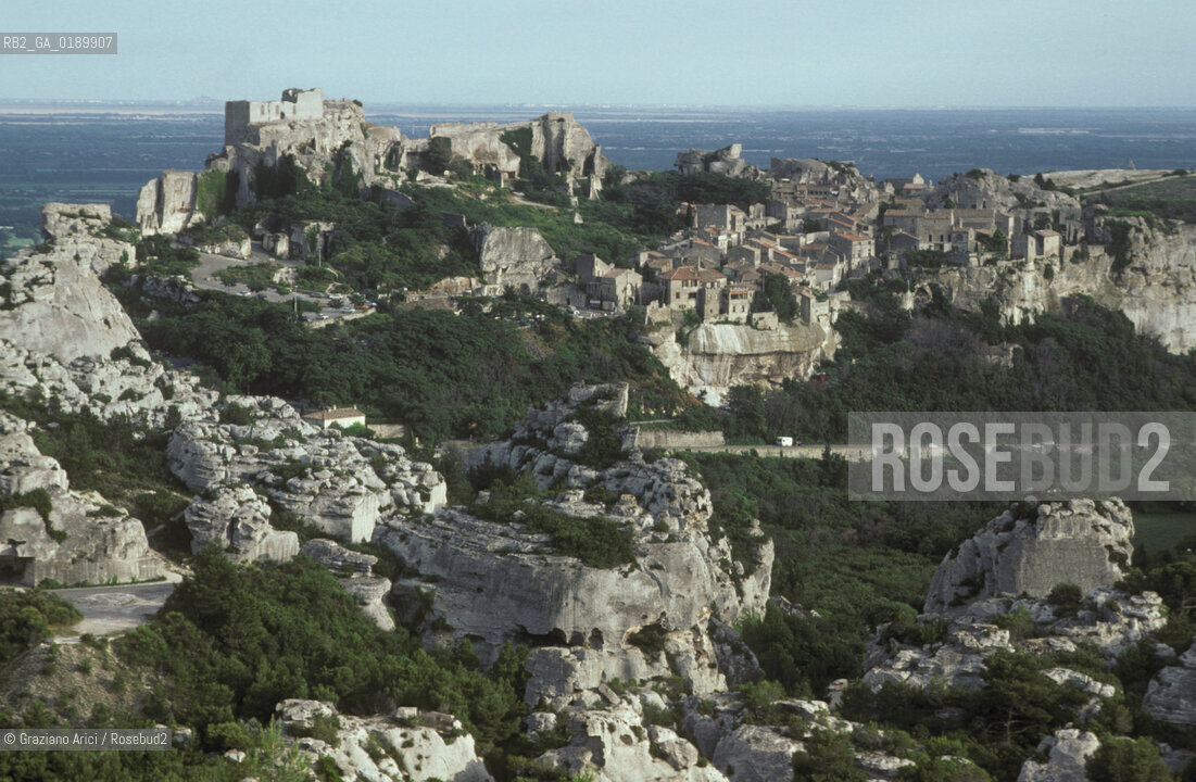 ( FRANCIA  )  PROVENCE-ALPES-COTE DAZUR  LES BAUX-DE-PROVENCE : PANORAMA © 1999 Graziano Arici/Rosebud2 / GEO ROCCIA