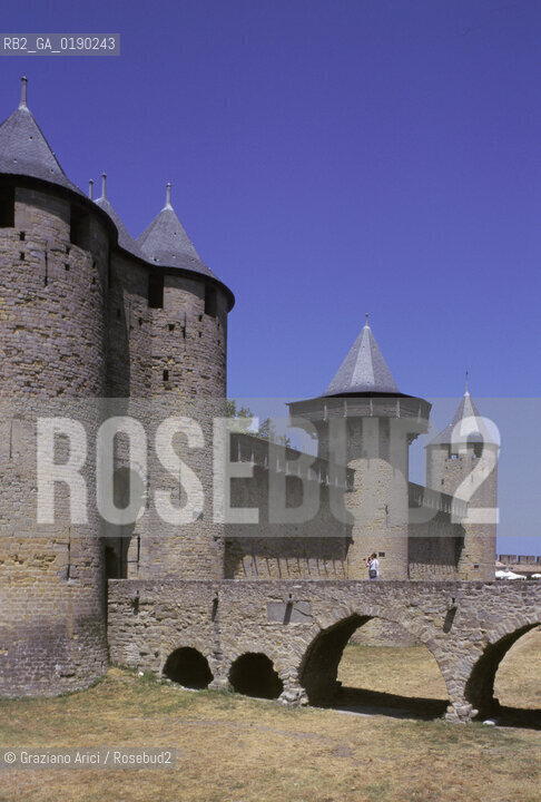 ( FRANCIA  )  LANGUEDOC-ROUSSILLON  CARCASSONNE : LA CITE CASTELLO DEL CONTE © 1999 Graziano Arici/Rosebud2 / GEO CASTELLO ERESIA CATARA CATARI