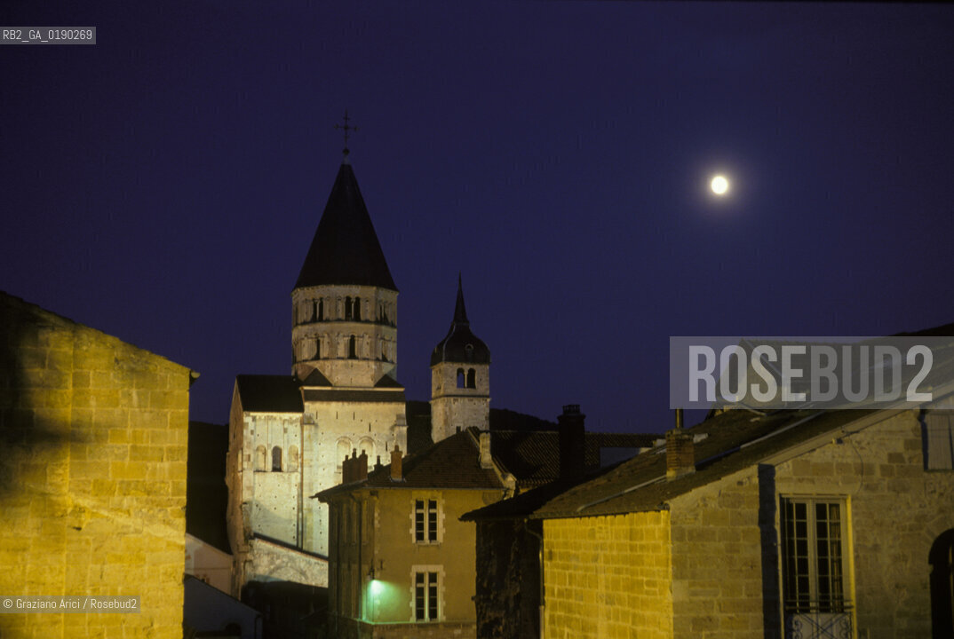 ( FRANCIA  )  BORGOGNA  CLUNY : ABBAZIA E CHIESA DI ST-PIERRE ET ST-PAUL © 1999 Graziano Arici/Rosebud2 / GEO