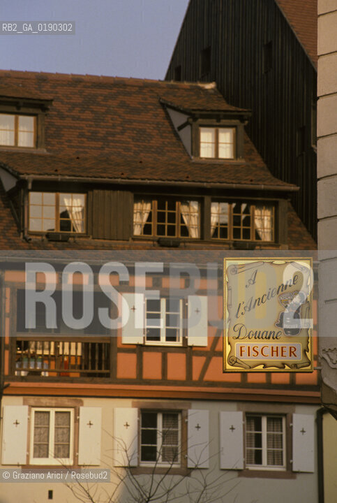 ( FRANCIA  )  ALSAZIA  COLMAR  : UNA STRADA DEL CENTRO  © 1999 Graziano Arici/Rosebud2 / GEO