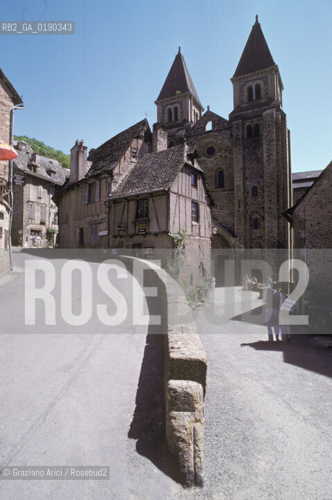 ( FRANCIA  )  MIDI-PYRENEES CONQUES : LA CHIESA DELLA STE-FOY  © 1999 Graziano Arici/Rosebud2 / GEO PELLEGRINO PELLEGRINAGGIO