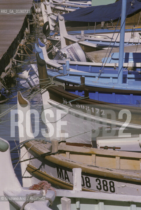 ( FRANCIA  )  PROVENCE-ALPES-COTE DAZUR MARSIGLIA : IL VIEUX-PORTE © 1999 Graziano Arici/Rosebud2 / GEO PORTO BARCA