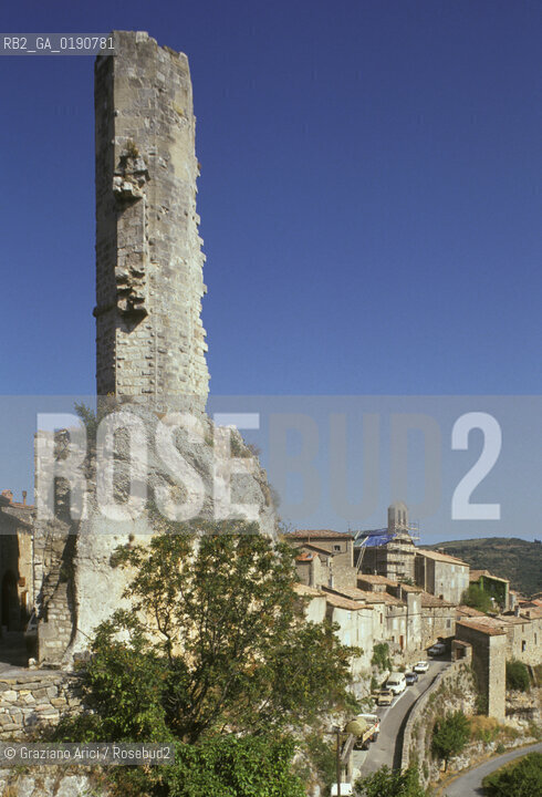( FRANCIA  )  LANGUEDOC-ROUSSILLON  MINERVE : I RESTI DEL CASTELLO © 1999 Graziano Arici/Rosebud2 / GEO ERESIA CATARA CATARI CROCIATA