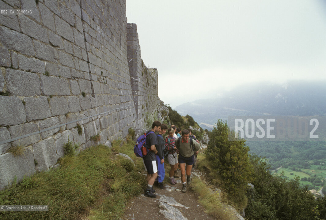 ( FRANCIA  )  MIDI-PYRENEES  IL CASTELLO DI MONTSEGUR ULTIMO RIFUGIO DELLA CHIESA CATARA  © 1999 Graziano Arici/Rosebud2 / GEO ERESIA CATARA CATARI CROCIATA