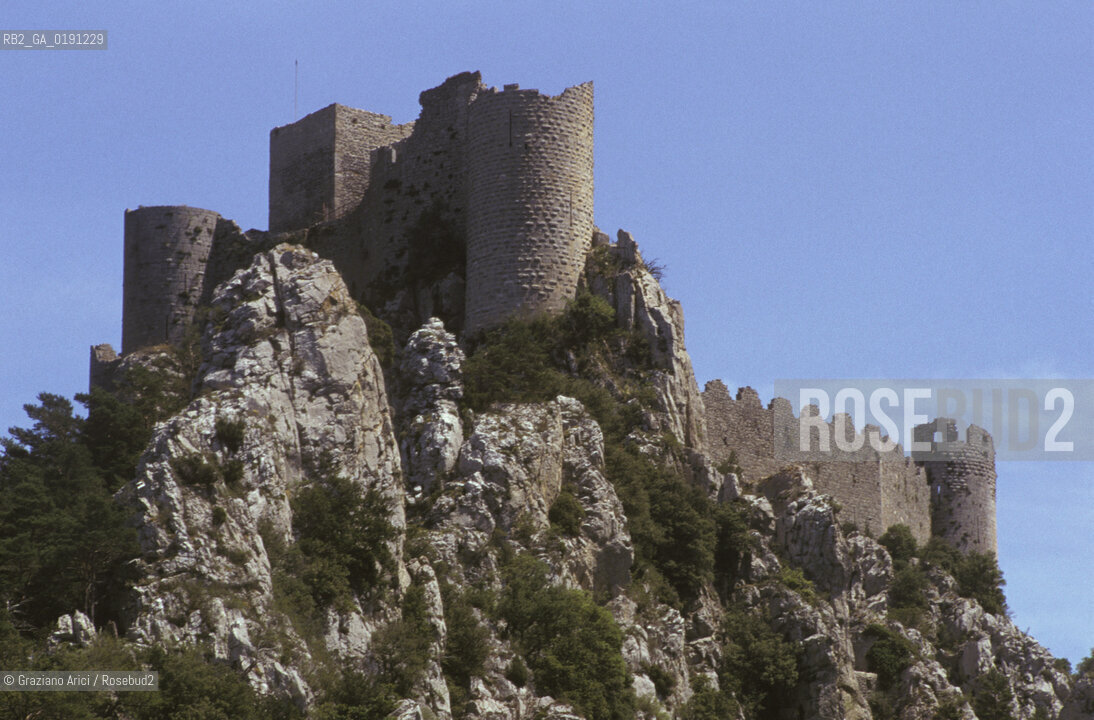 ( FRANCIA  )  LANGUEDOC-ROUSSILLON  PUILAURENS : IL CASTELLO © 1999 Graziano Arici/Rosebud2 / GEO ERESIA CATARA CATARI CROCIATA