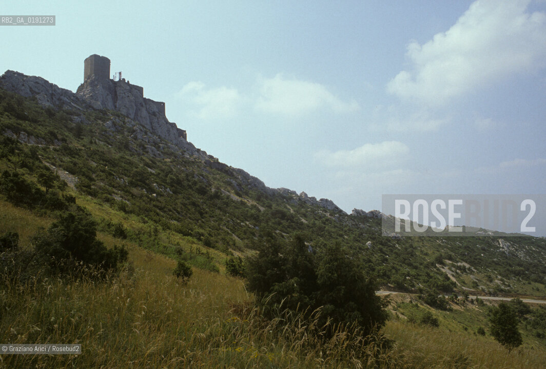 ( FRANCIA  )  LANGUEDOC-ROUSSILLON  QUERIBUS  : IL CASTELLO © 1999 Graziano Arici/Rosebud2 / GEO ERESIA CATARA CATARI CROCIATA