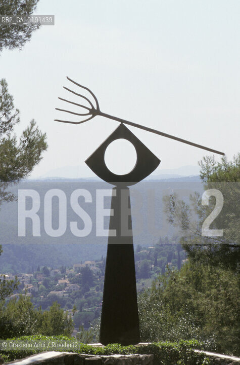 ( FRANCIA  )  PROVENCE-ALPES-COTE DAZUR SAINT-PAUL DE VENCE : FONDAZIONE MAEGHT  © 1999 Graziano Arici/Rosebud2 / GEO  ARTE MUSEO