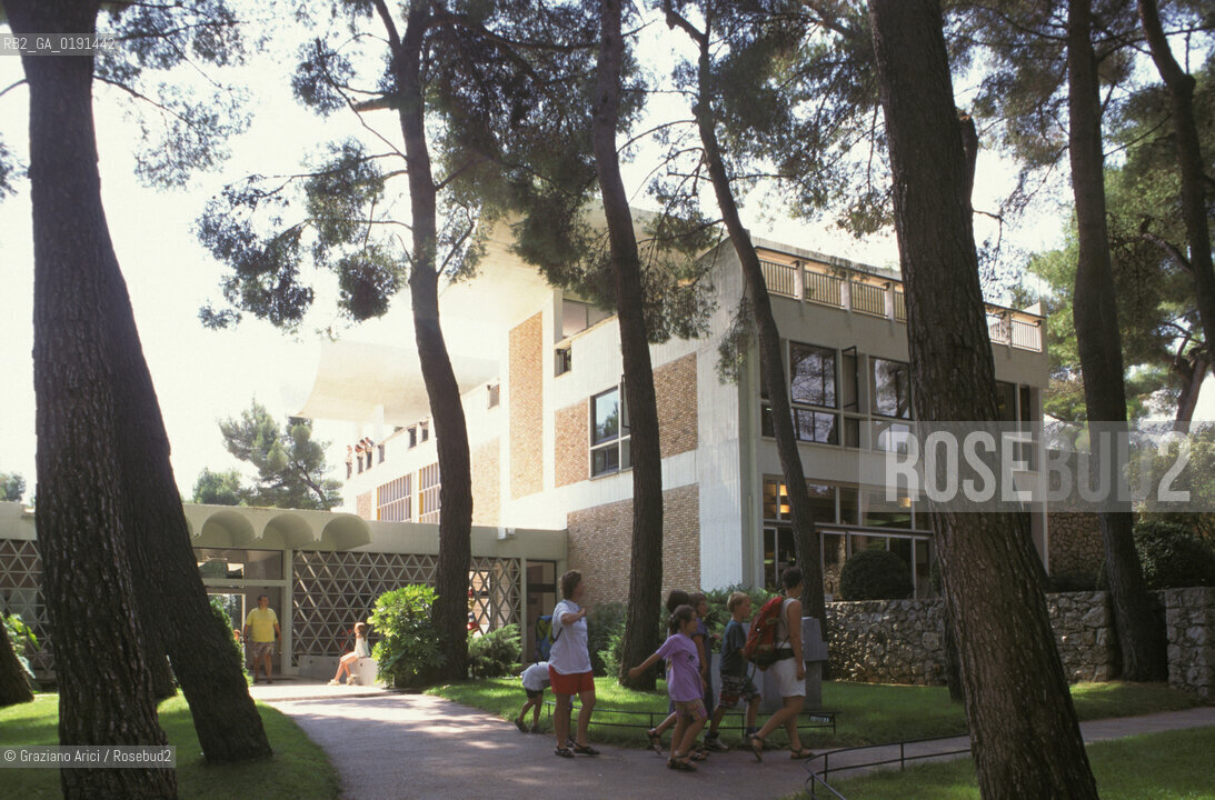 ( FRANCIA  )  PROVENCE-ALPES-COTE DAZUR SAINT-PAUL DE VENCE : FONDAZIONE MAEGHT  © 1999 Graziano Arici/Rosebud2 / GEO  ARTE MUSEO