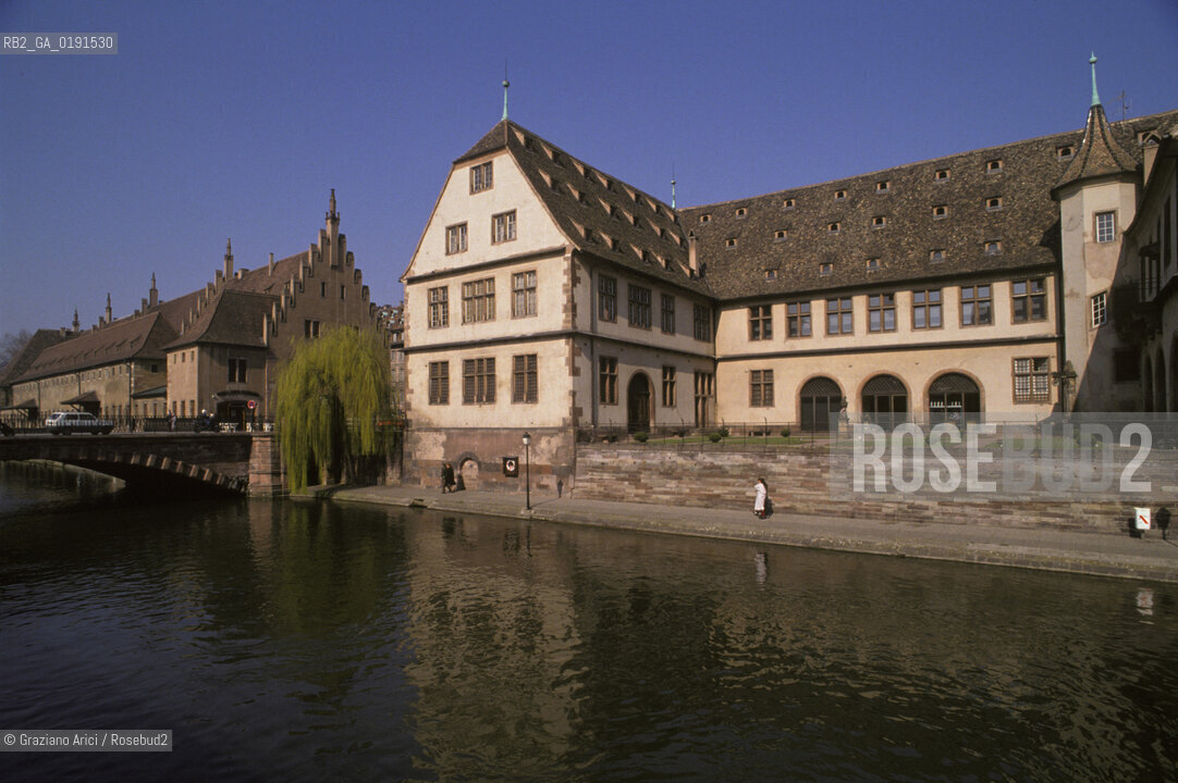 ( FRANCIA  )  ALSAZIA STRASBURGO : CANALE  © 1999 Graziano Arici/Rosebud2 / GEO