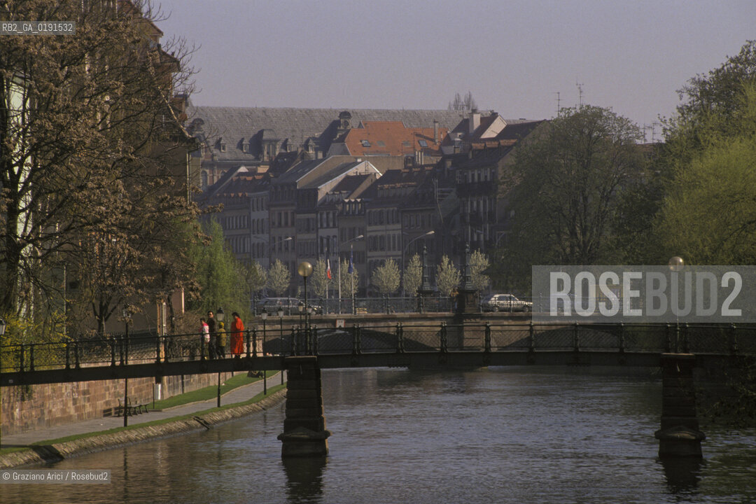 ( FRANCIA  )  ALSAZIA STRASBURGO :  CANALE  © 1999 Graziano Arici/Rosebud2 / GEO