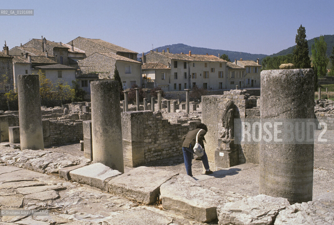 ( FRANCIA  )  PROVENCE-ALPES-COTE DAZUR VAISON-LA-ROMAINE : SCAVI DELLA CITTA ROMANA DI VASIO © 1999 Graziano Arici/Rosebud2 / GEO
