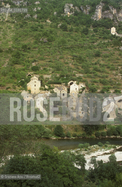 ( FRANCIA  )  MIDI-PYRENEES GOLE DEL FIUME TARN © 1999 Graziano Arici/Rosebud2 / GEO