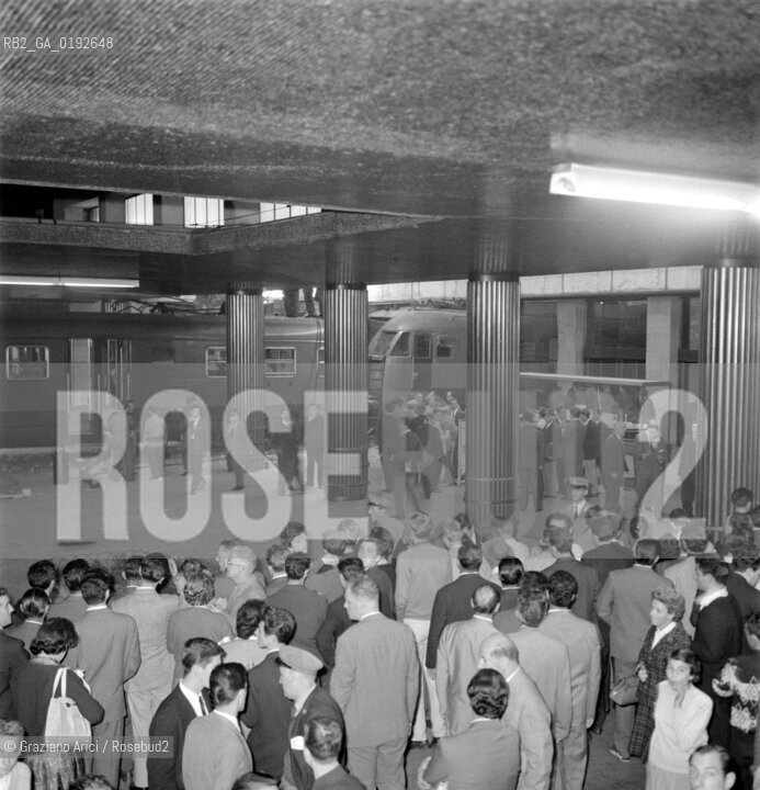 RAILWAY DISASTER IN VENICE STATION - 196? © ARCHIVIO Graziano Arici/Rosebud2  / DISASTRO FERROVIARIO DEL TRENO UDINE-VENEZIA