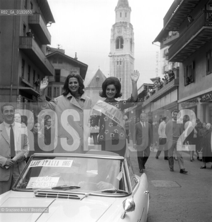 IRA FURSTENBERG  AT LADY EUROPA CONTEST IN CORTINA DAMPEZZO  -  1960 - © ARCHIVIO Graziano Arici/Rosebud2  / CONCORSO DI BELLEZZA