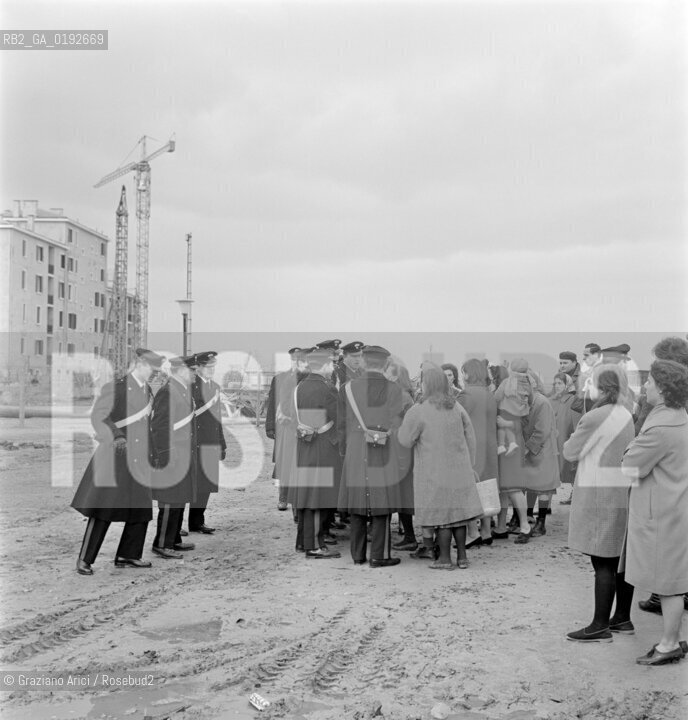 NEW BUILDINGS IN THE SACCA FISOLA  IN VENICE - 1966 - ©Graziano Arici/Rosebud2 / GIUDECCA / OCCUPAZIONE DI CASE