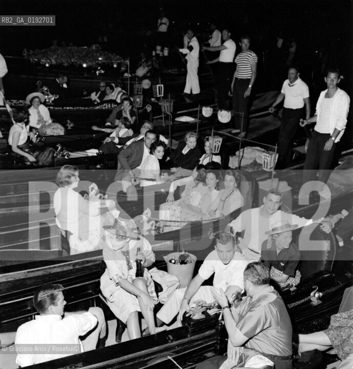 THE FRESCO NOTTURNO IN CANAL GRANDE  - VENICE - 196? © ARCHIVIO Graziano Arici/Rosebud2  / FESTA / BARCA