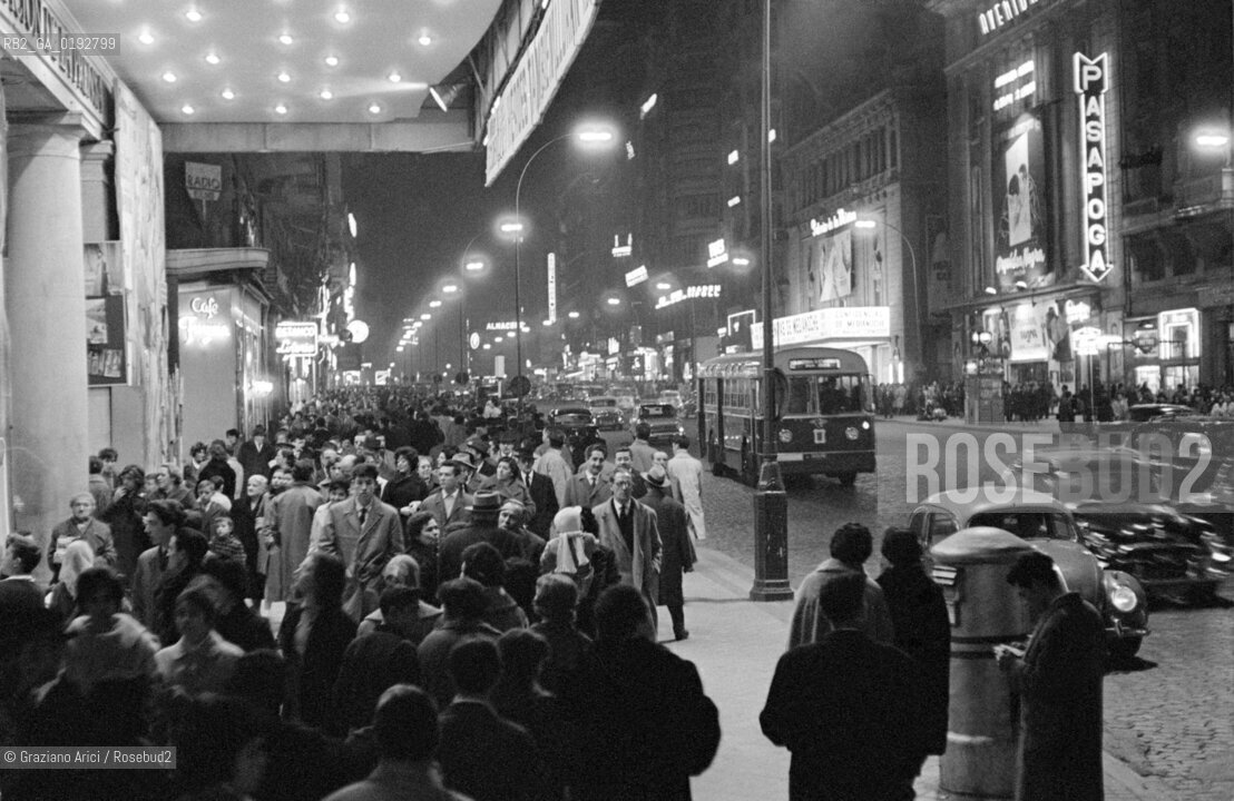MADRID BY NIGHT  - 1959 -  © ARCHIVIO Graziano Arici/Rosebud2  / SPAGNA / NOTTE