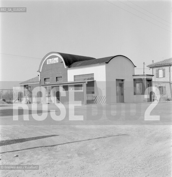 FINDING OF NATURAL GAS IN FERRARA - 195? - © ARCHIVIO Graziano Arici/Rosebud2  / METANO / CAMPAGNA