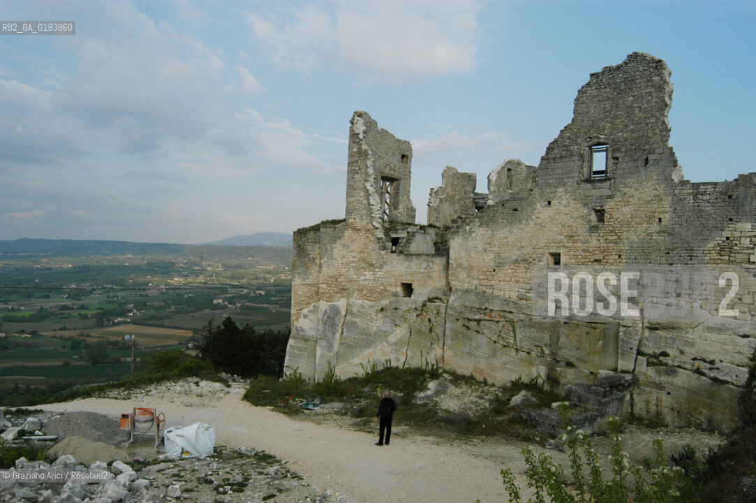 ( FRANCIA  )  PROVENCE-ALPES-COTE DAZUR LACOSTE :IL CASTELLO DEL MARCHESE DE SADE © 2003 Graziano Arici/Rosebud2 / GEO