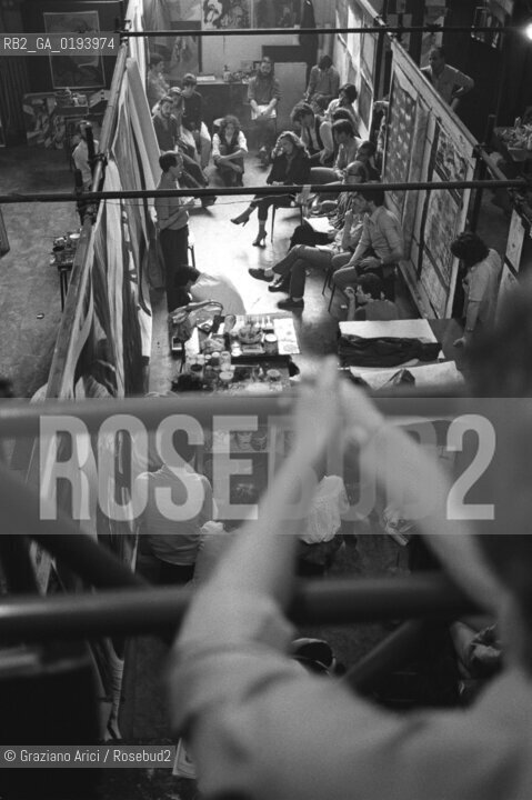 IL PITTORE EMILIO VEDOVA ALLACCADEMIA DI BELLE ARTI A VENEZIA - 1982 - ©Graziano Arici/Rosebud2 / ARTE / STUDENTE