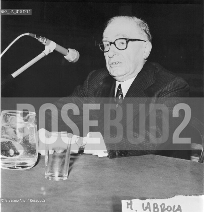 IL COMPOSITORE MARIO LABROCA © 1983 ARCHIVIO Graziano Arici/Rosebud2 / MUSICA CLASSICA / CONFERENZA./ La cessione dei diritti si intende per quanto di nostra competenza; non comprende invece le eventuali spese relative a diritti che potranno essere richiesti dagli Enti cui appartengono le opere riprese. Tali costi, ove neccessari, e lÕespletamento di qualsivoglia pratica di richiesta permessi sono esclusivamente  a  carico del committente. .