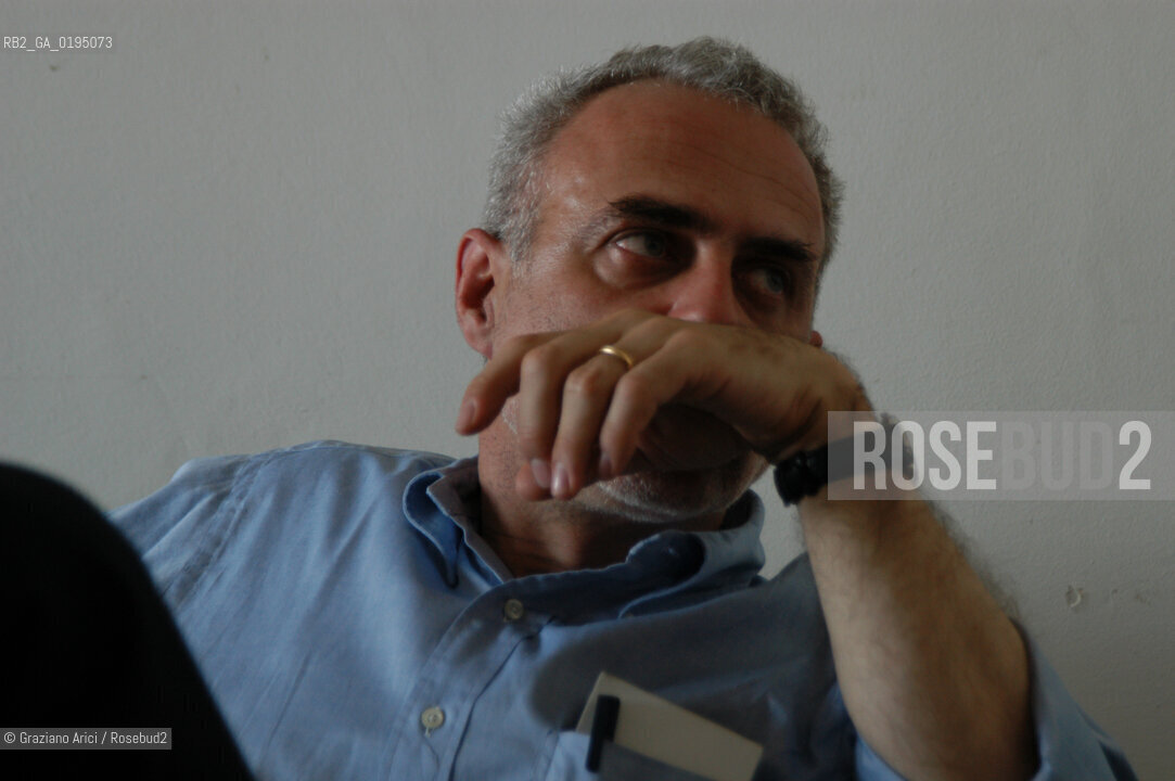 VENEZIA3/06/03 - IL DIRETTORE DEL SETTORE ARTI VISIVE DELLA BIENNALE DI VENEZIA FRANCESCO BONAMI ©Graziano Arici/Rosebud2