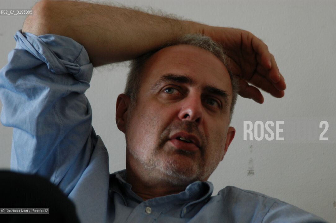 VENEZIA3/06/03 - IL DIRETTORE DEL SETTORE ARTI VISIVE DELLA BIENNALE DI VENEZIA FRANCESCO BONAMI ©Graziano Arici/Rosebud2