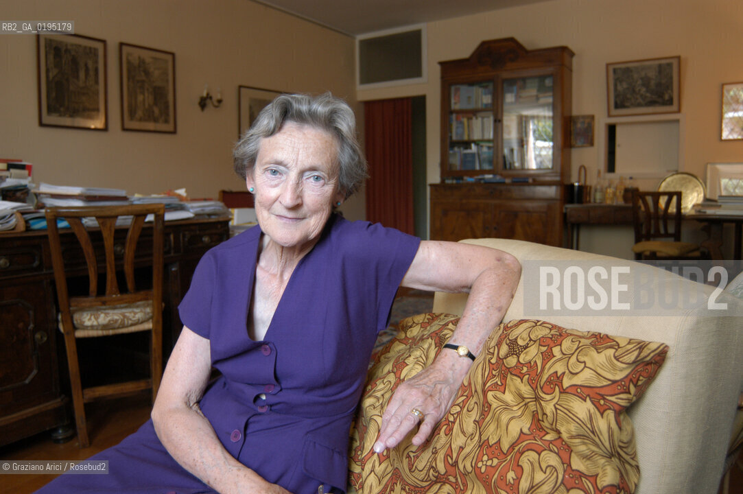 VENEZIA LADY FRANCES ASHLEY CLARKE NELLA SUA CASA © 2003 Graziano Arici/Rosebud2 VENICE IN PERIL FOUND