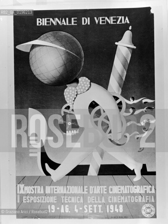 IL MANIFESTO DELLA IX MOSTRA INTERNAZIONALE DARTE CINEMATOGRAFICA - 1948 © 1983 ARCHIVIO Graziano Arici/Rosebud2 / MOSTRA DEL CINEMA /  La cessione dei diritti si intende per quanto di nostra competenza; non comprende invece le eventuali spese relative a diritti che potranno essere richiesti dagli Enti cui appartengono le opere riprese. Tali costi, ove neccessari, e lÕespletamento di qualsivoglia pratica di richiesta permessi sono esclusivamente  a  carico del committente. .