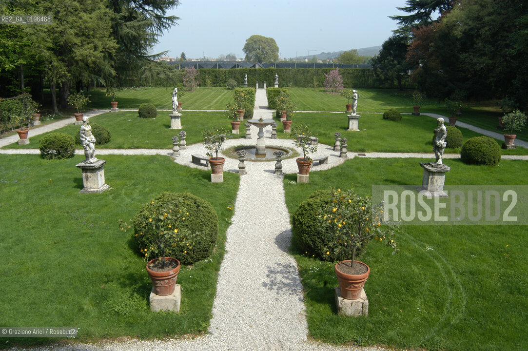 CROCETTA DEL MONTELLO (TREVISO) LA VILLA SANDI DEL PRESIDENTE DELLA FABBRICA DI SCARPE GEOX MARIO MORETTI POLEGATO PRESIDENT OF SHOES FACTORY GEOX HOME ©Graziano Arici/Rosebud2 SCARPA INDUSTRIALE ECONOMIA