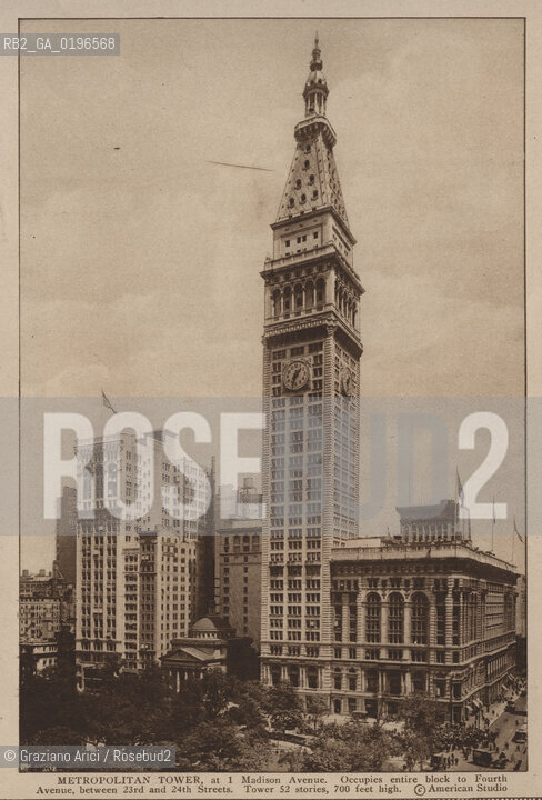 NEW YORK - USA - 1905 (?) METROPOLITAN TOWER OCCUPIES ENTIRE BLOCK TO FOURTH AVENUE SKYSCRAPER ©Graziano Arici/Rosebud2 GRATTACIELO