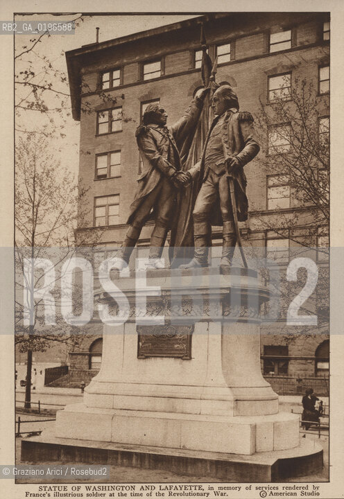 NEW YORK - USA - 1905 (?) STATUE OF WASHINGTON AND LAFAYETTE IN MEMORY OF SERVICE RENDERED BY FRANCES SOLDIER ©Graziano Arici/Rosebud2 STATUA