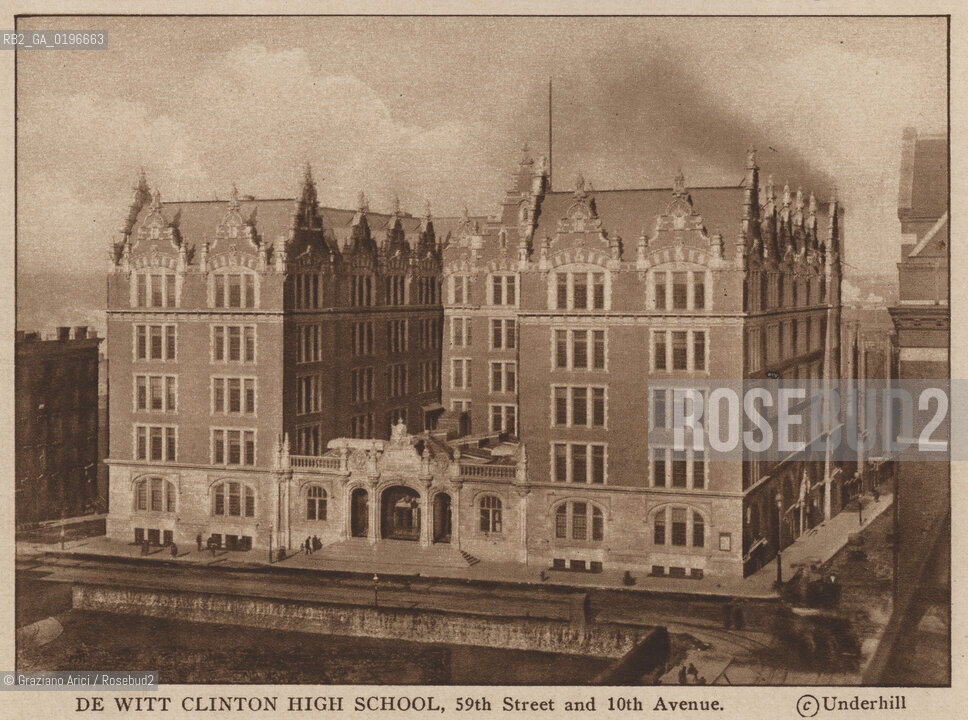 NEW YORK - USA - 1905 (?) DE WITT CLINTON HIGH SCHOOL ©Graziano Arici/Rosebud2 SCUOLA