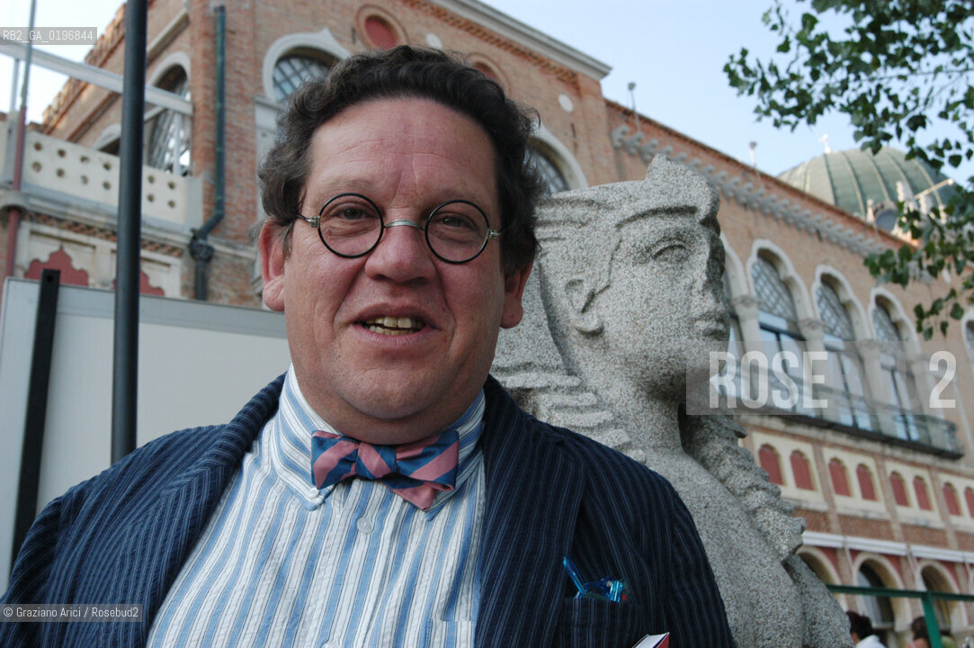 01_09_04 VENEZIA 61¡ VENICE FILM FESTIVAL : - THE ART HISTORIAN PHILIP DAVERIO.©Graziano Arici/Rosebud2 CINEMA