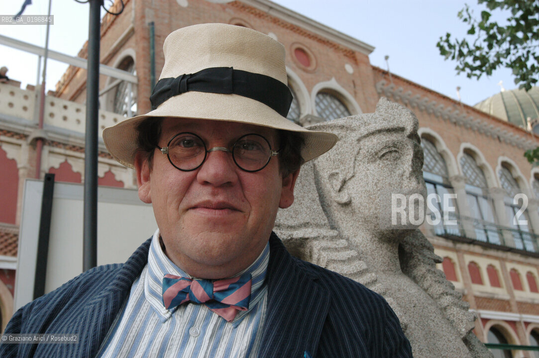 01_09_04 VENEZIA 61¡ VENICE FILM FESTIVAL : - THE ART HISTORIAN PHILIP DAVERIO.©Graziano Arici/Rosebud2 CINEMA