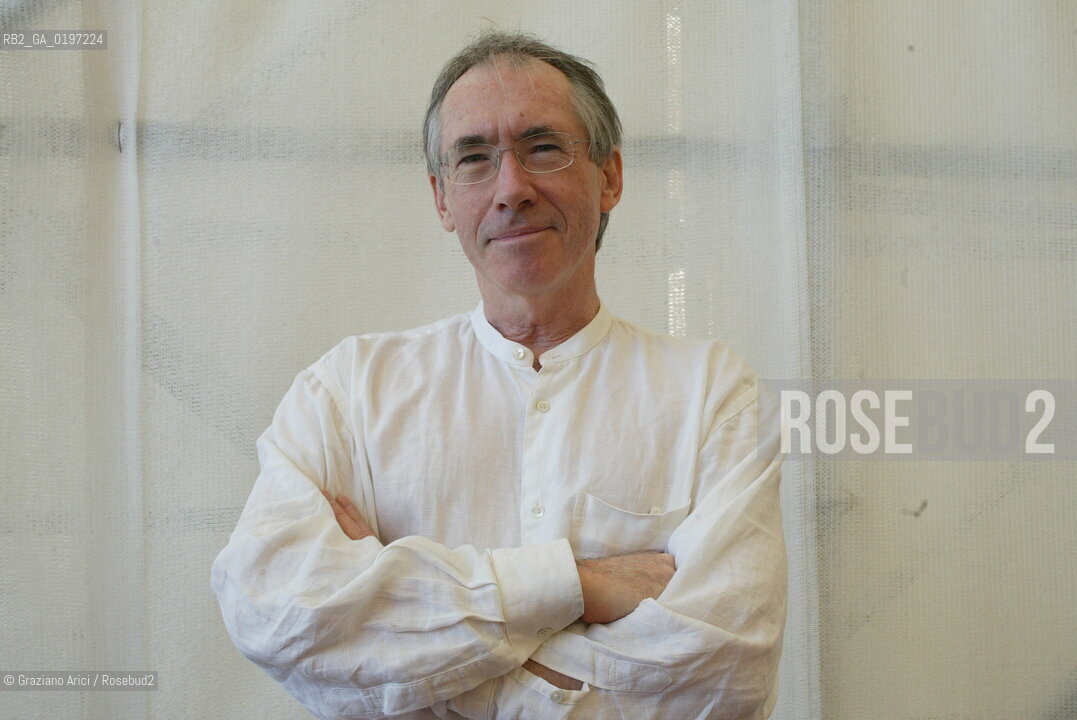 07_09_04 VENICE 61¡ FILM FESTIVAL - FILM ENDURING LOVE. THE WRITER IAN MCEWAN.©Graziano Arici/Rosebud2 CINEMA