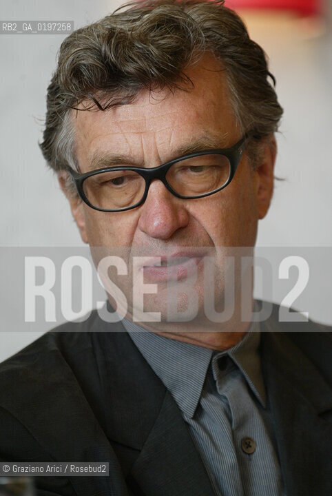 08_09_04 VENICE 61¡ FILM FESTIVAL - THE DIRECTOR WIM WENDERS.©Graziano Arici/Rosebud2 CINEMA
