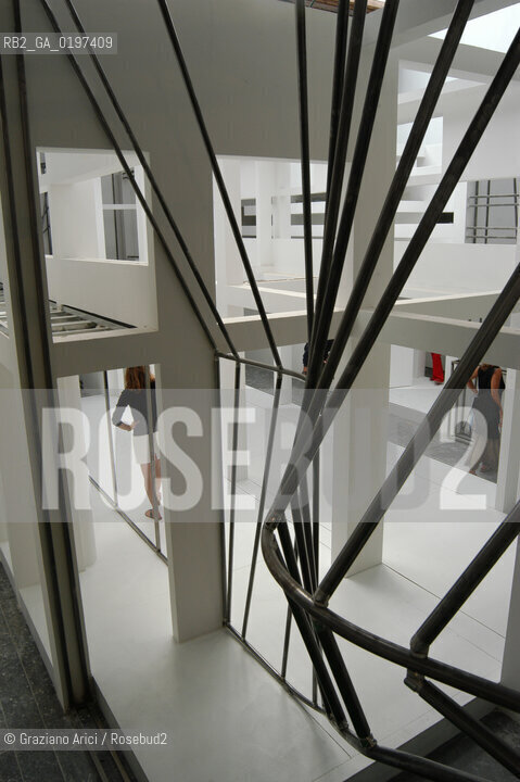 VENEZIA 09/09/04   - 9¡ MOSTRA INTERNAZIONALE DI ARCHITETTURA - BIENNALE ARCHITETTURA :  PADIGLIONE ITALIA : DIAGRAMS OF VIRTU INSTALLAZIONE  DI EISEMAN ARCHITECTS ©Graziano Arici/Rosebud2